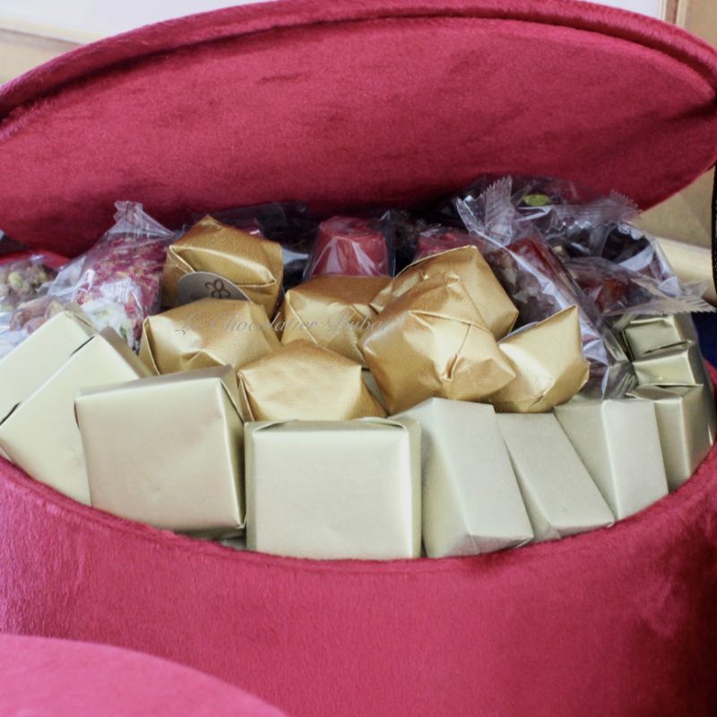 RAMADAN EID CHOCOLATE & SWEETS TARBOUSH VELVET BOX