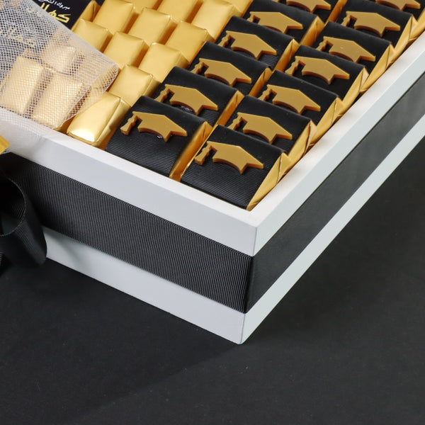 Graduation luxury personalized designed chocolate large wood stand