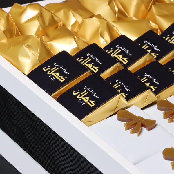 Graduation luxury personalized designed chocolate large wood stand