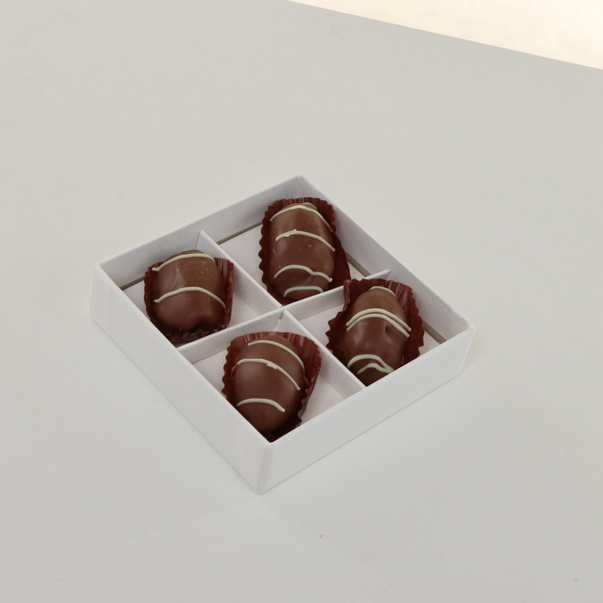 Corporate chocolate coated dates hard box