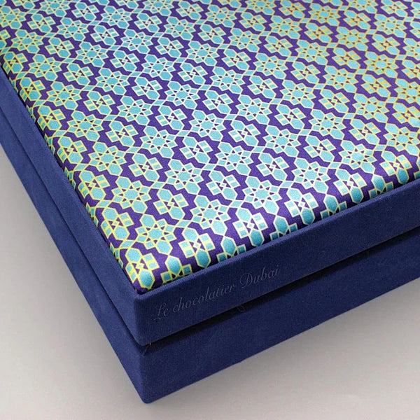 Pattern designed chocolate hard box