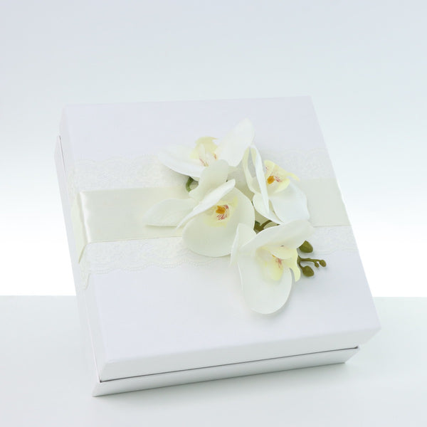 Personalized bridal chocolate hard box