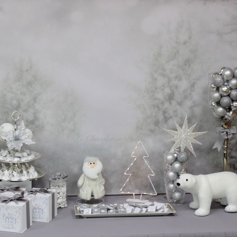 CHRISTMAS WINTER THEME CHOCOLATE & SWEETS DESSERT TABLE