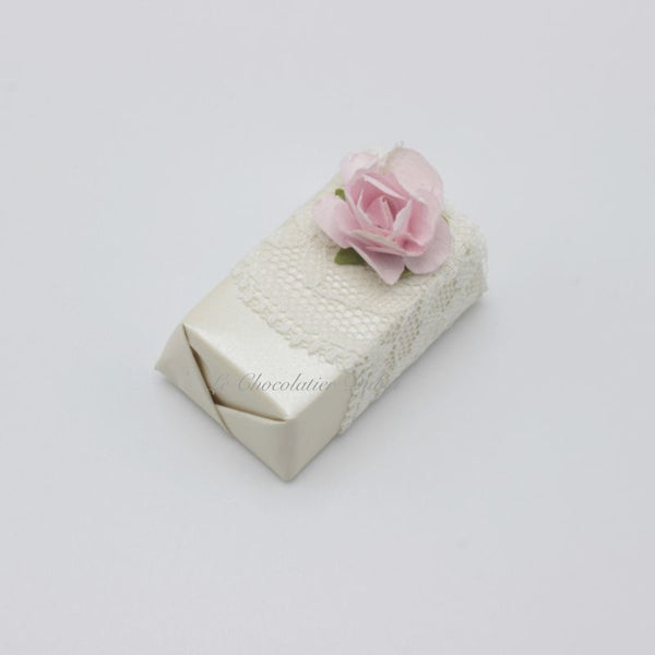 Lace flower decorated chocolate