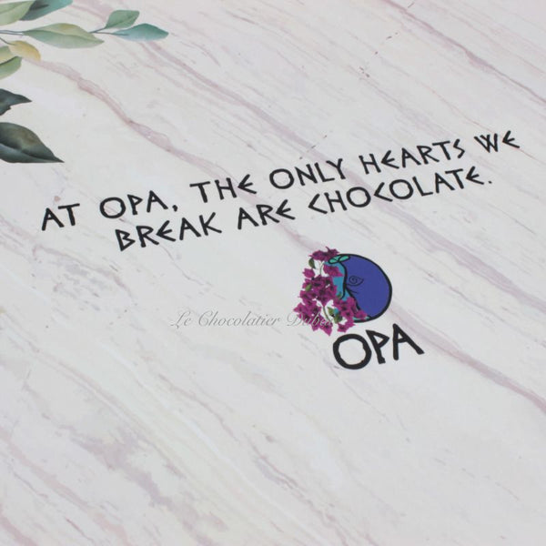 Corporate customized big heart premium chocolate with hammer printed magnetic box