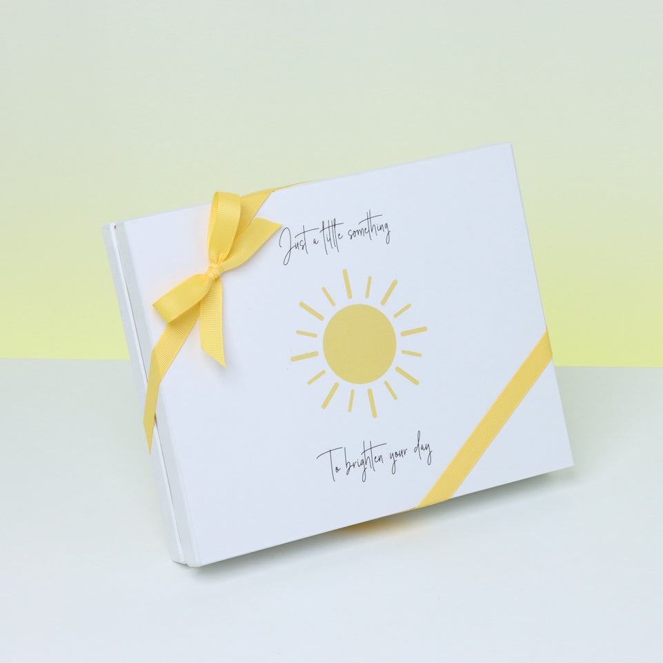 "Brighten your day" sun streak designed chocolate 20-piece chocolate hard box