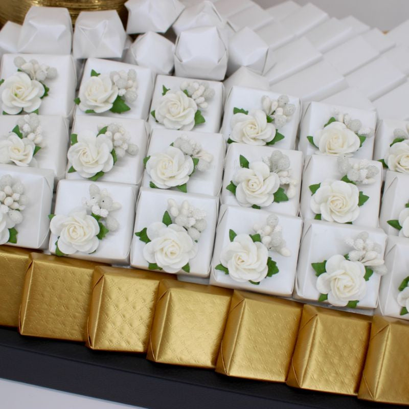 WEDDING FLOWER DECORATED CHOCOLATE LEATHER TRAY