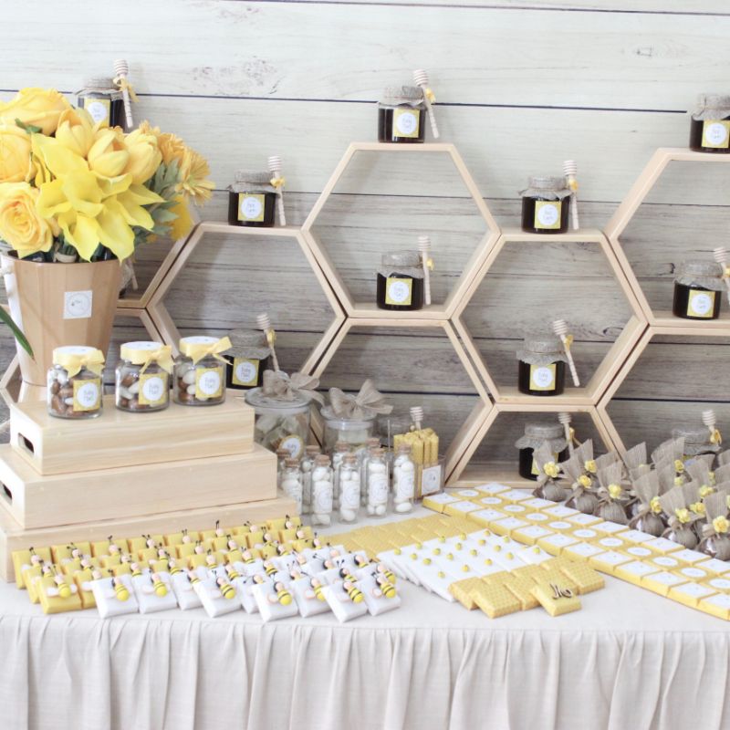 LUXURY RUSTIC HONEY BEE THEME DECORATED CHOCOLATE & GIVEAWAY DESSERT TABLE