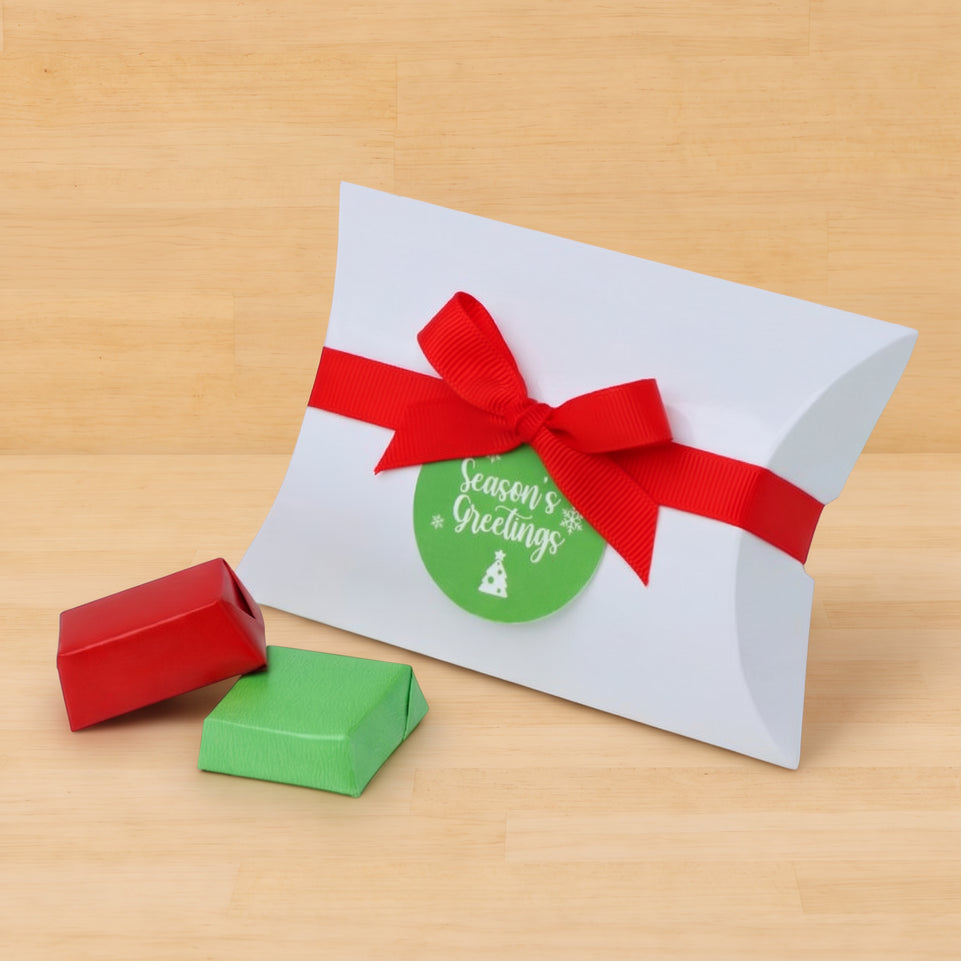 Set of 20 Merry Christmas premium chocolate pillow box