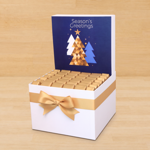Season's greeting christmas tree desi...