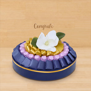 Congrats flower decorated premium cho...