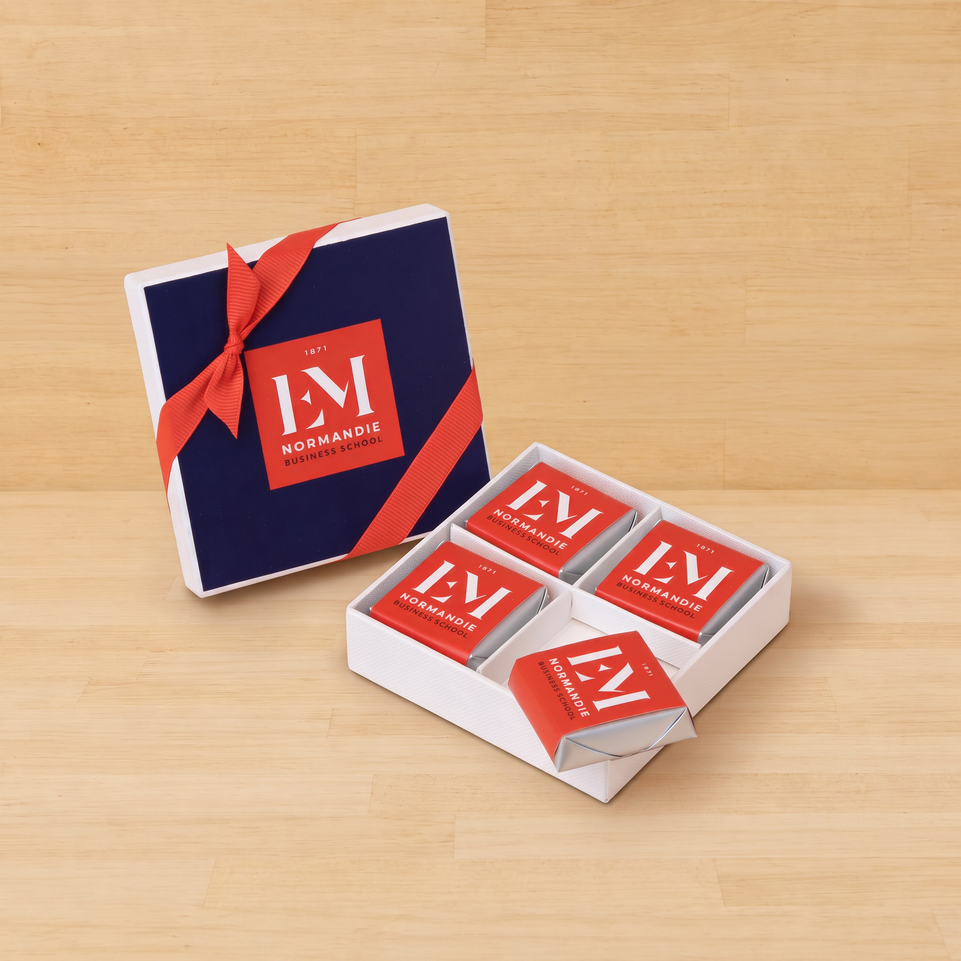 Corporate customized premium chocolate 4P hard box