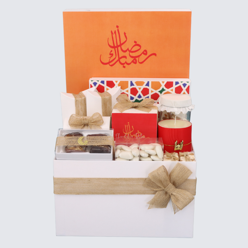 RAMADAN DESIGNED CHOCOLATE & SWEET EXTRA LARGE HAMPER