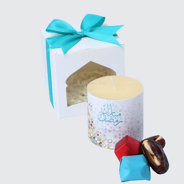Set of 20 Ramadan designed candle with chocolate and dates soft box