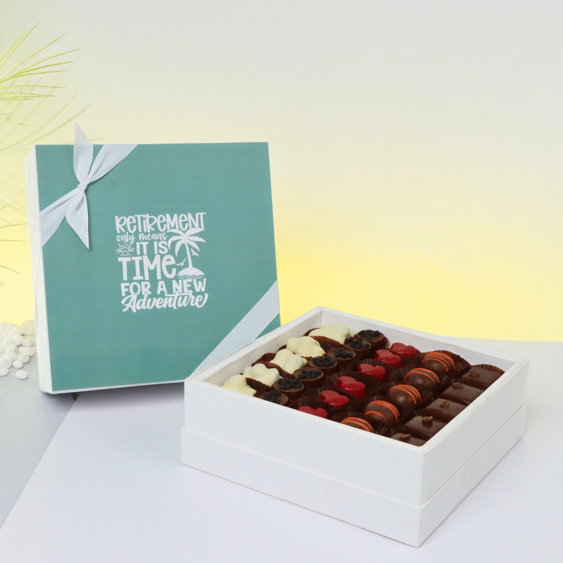 RETIREMENT DESIGNED PREMIUM CHOCOLATE HARD BOX