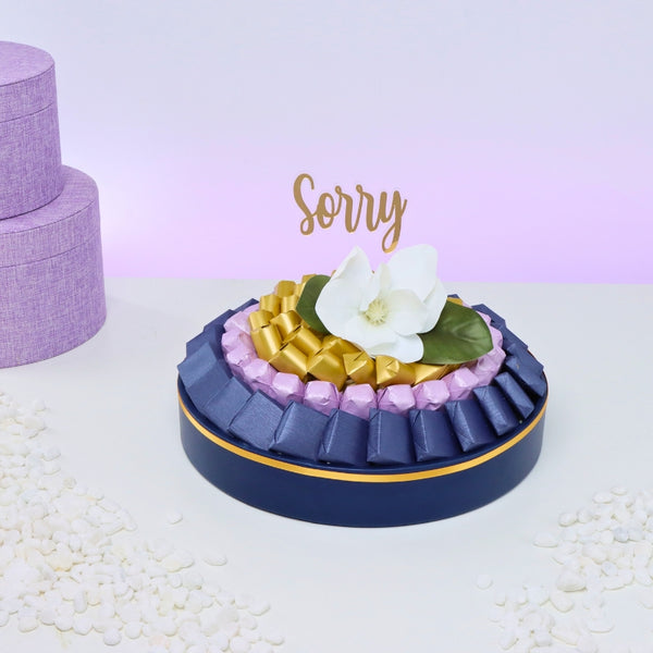 Sorry flower decorated chocolate leather round leather tray