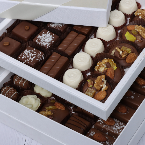 "Thank you" minimalist designed 2-layer premium chocolate hard box