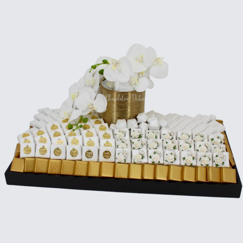 WEDDING FLOWER DECORATED CHOCOLATE LEATHER TRAY