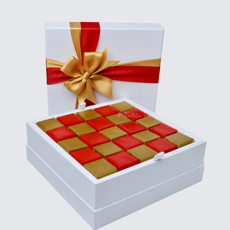 CHEQUERED RED DESIGNED CHOCOLATE HARD BOX
