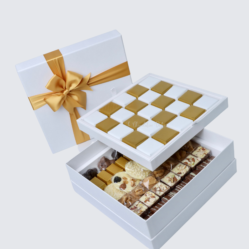 LUXURY ELEGANT GOLD WHITE CHOCOLATE HARD BOX