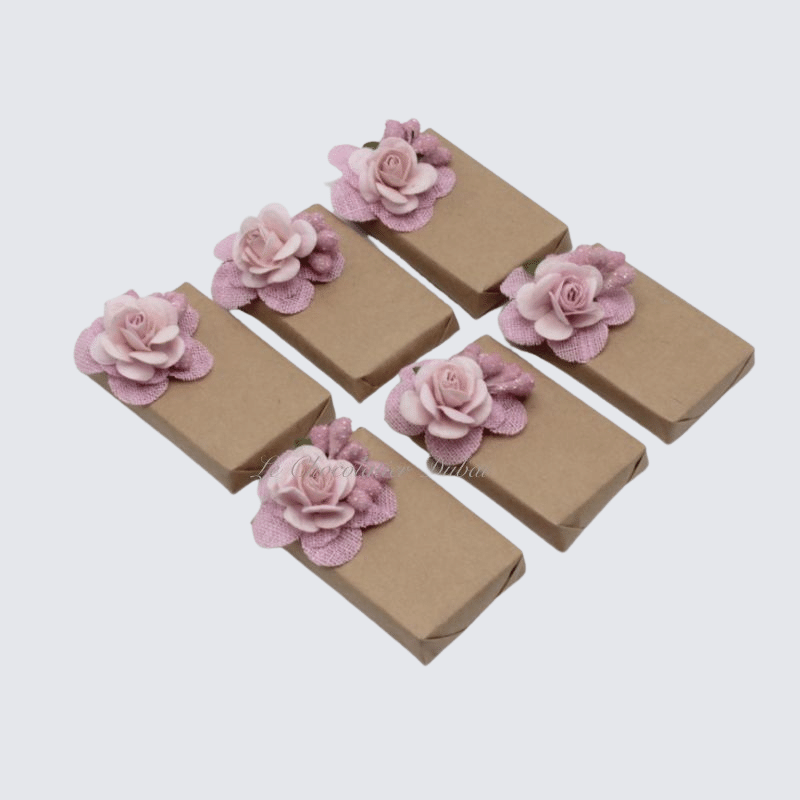 RUSTIC FLOWER DECORATED CHOCOLATE