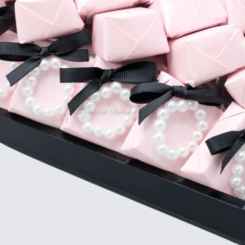 PEARL DECORATED CHOCOLATE