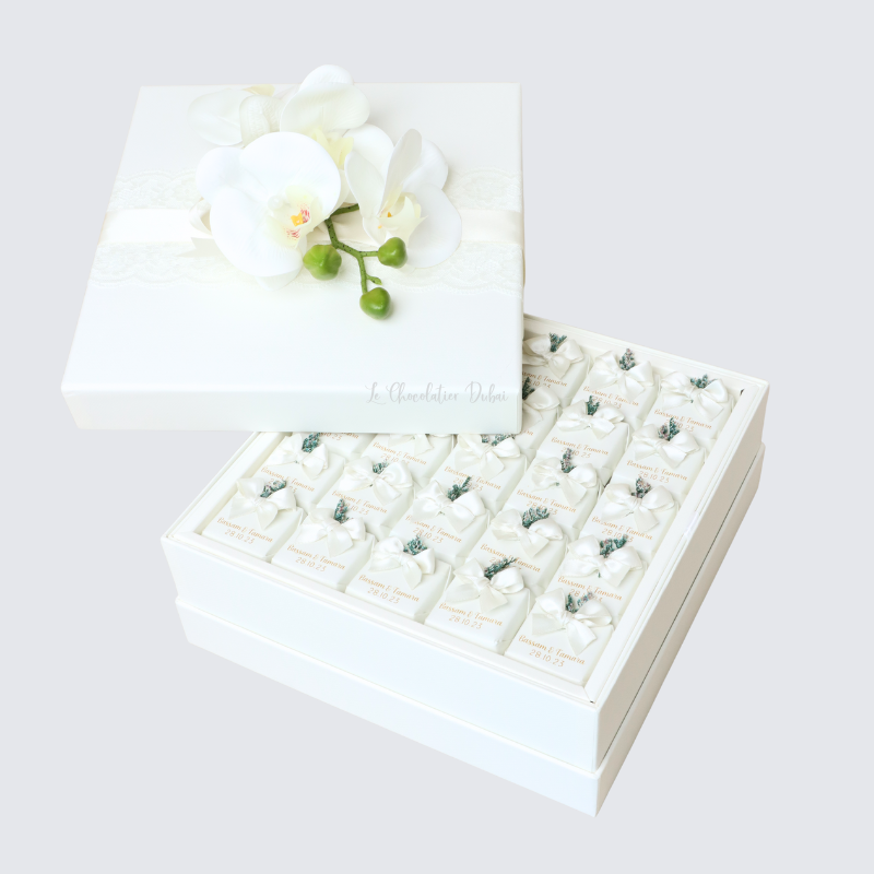 BRIDAL DECORATED AND PERSONALIZED CHOCOLATE HARD BOX