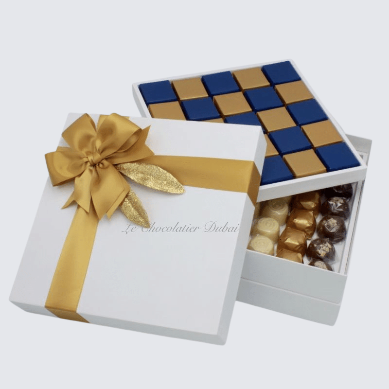 LUXURY ELEGANT GOLD NAVY BLUE CHOCOLATE HARD BOX	 		 	