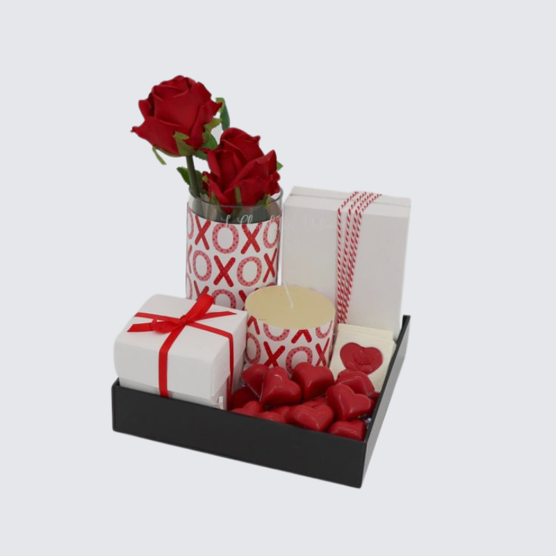 VALENTINE CHOCOLATE WITH FLOWER ACRYLIC BOX