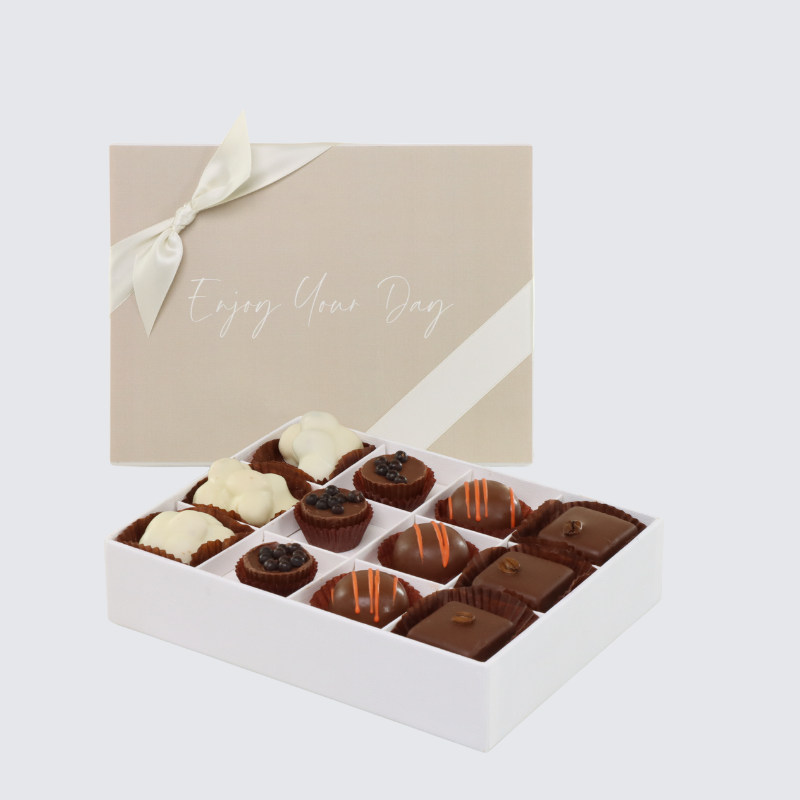 ENJOY YOUR DAY MINIMALIST DESIGNED 12-PIECE CHOCOLATE HARD BOX