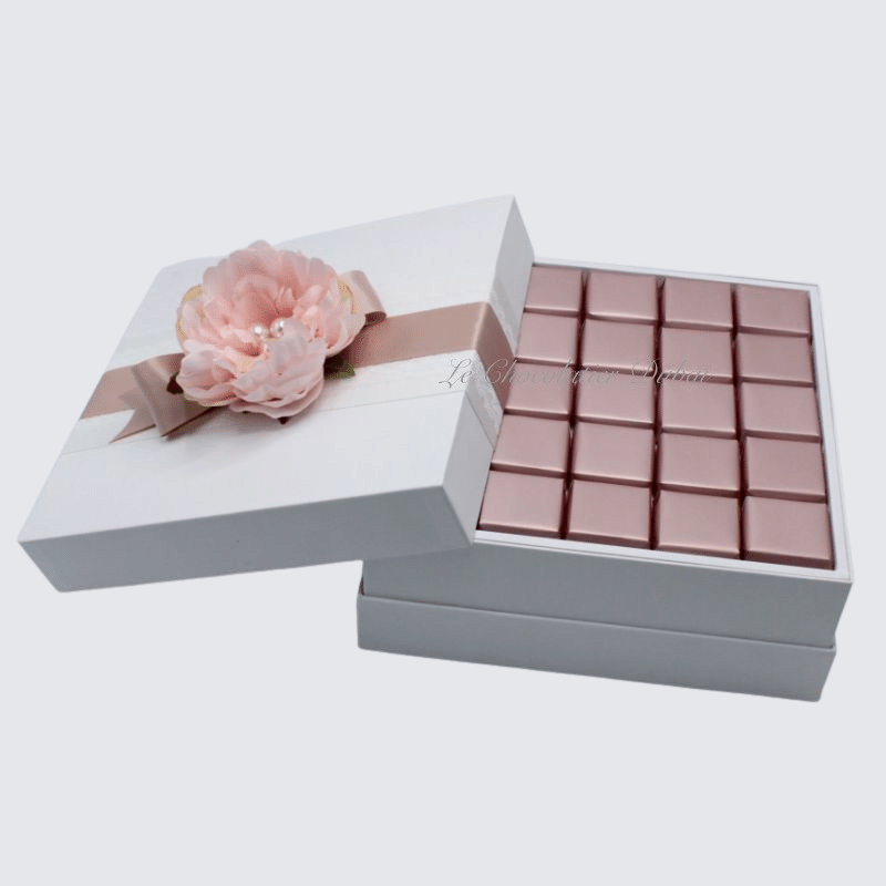 FLOWER DECORATED CHOCOLATE HARD BOX	 		