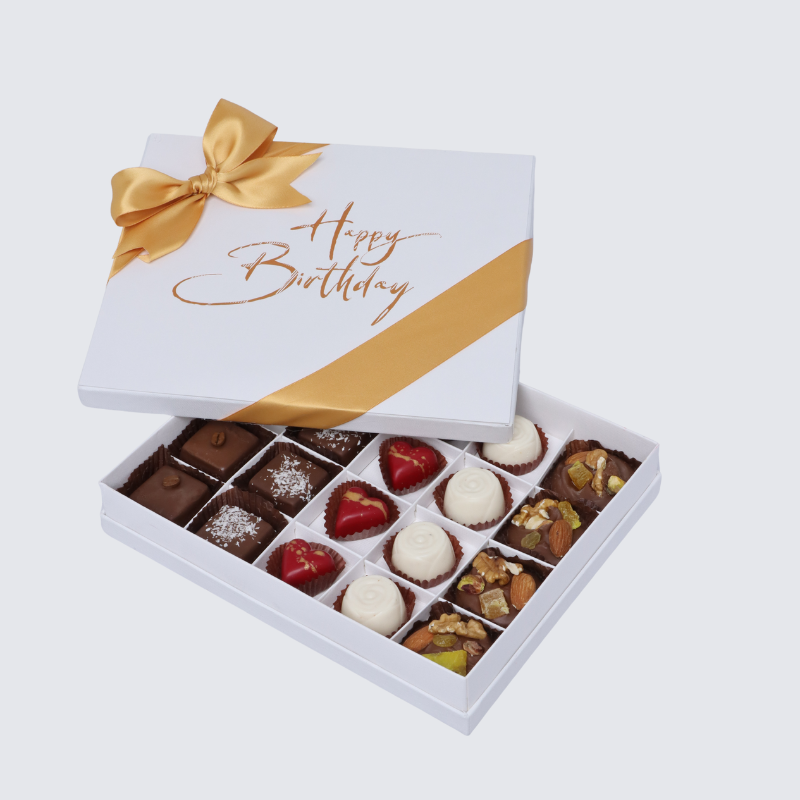 "HAPPY BIRTHDAY" WHITE GOLD DESIGNED 20-PIECE CHOCOLATE HARD BOX