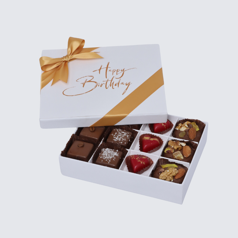 "HAPPY BIRTHDAY" WHITE GOLD DESIGNED 12-PIECE CHOCOLATE HARD BOX