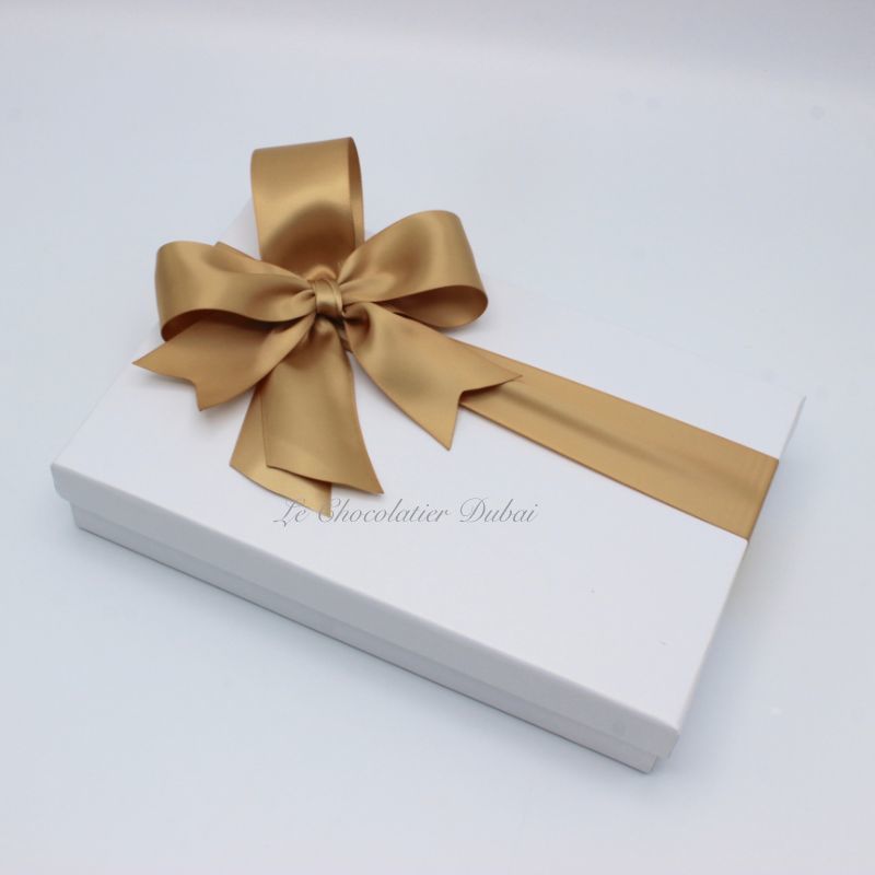 GOLD RIBBON DECORATED CHOCOLATE BOX	 	 	