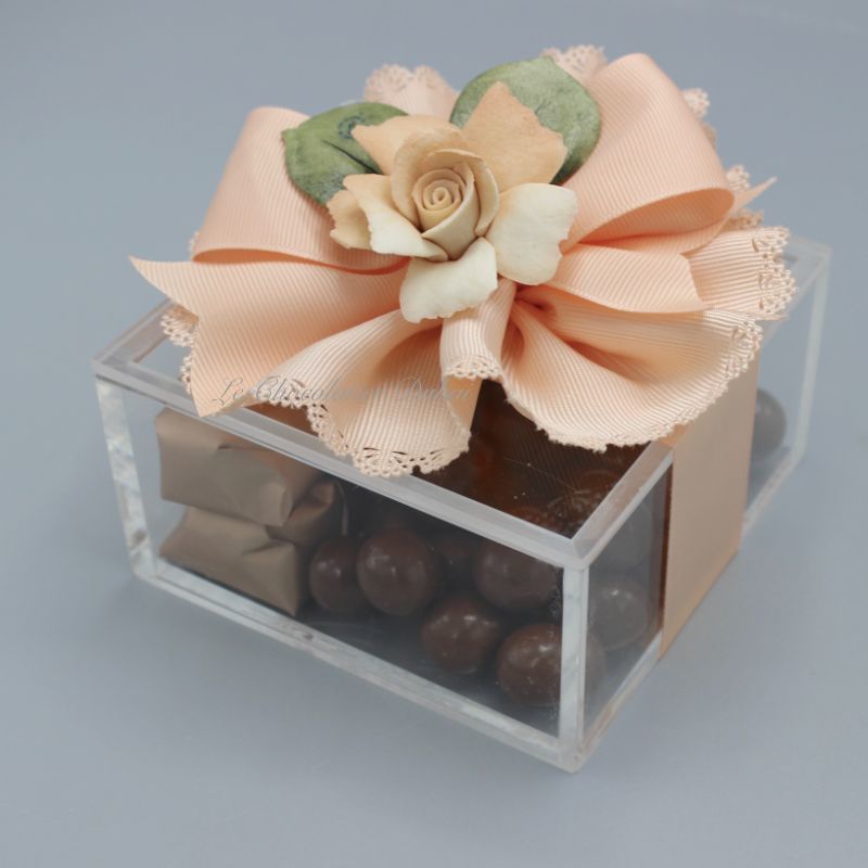 WEDDING DECORATED FLOWER CHOCOLATE ACRYLIC BOX 