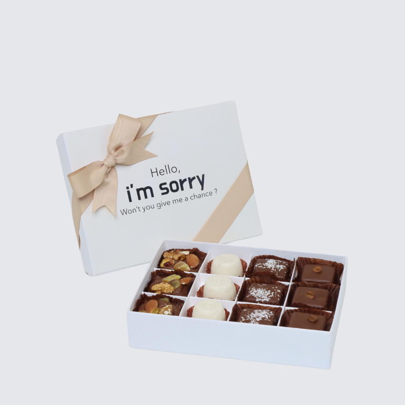 "HELLO, I'M SORRY" DESIGNED 12-PIECE CHOCOLATE HARD BOX